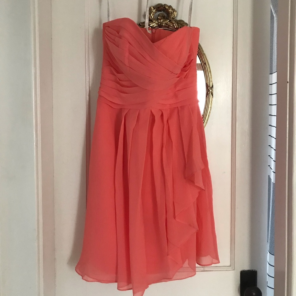 NWOT David’s Bridal Short Crinkle Chiffon Dress